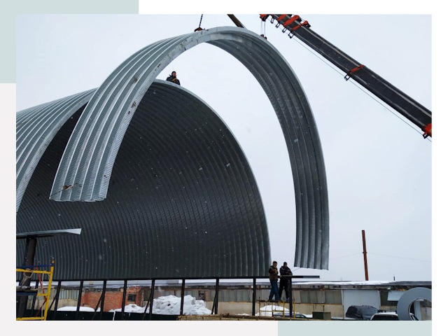 Полукруглые ангары в Мурманске