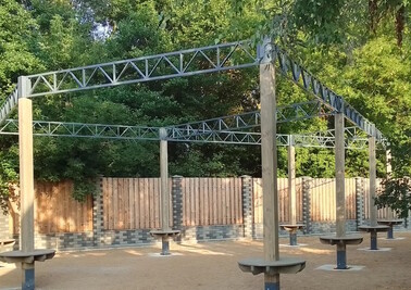 Терраса из металлоконструкций под ключ, проектирование, изготовление и монтаж от СтальСтрой-Мрм